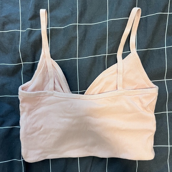 Aritzia Wilfred twisty pink tank top - Picture 2 of 3